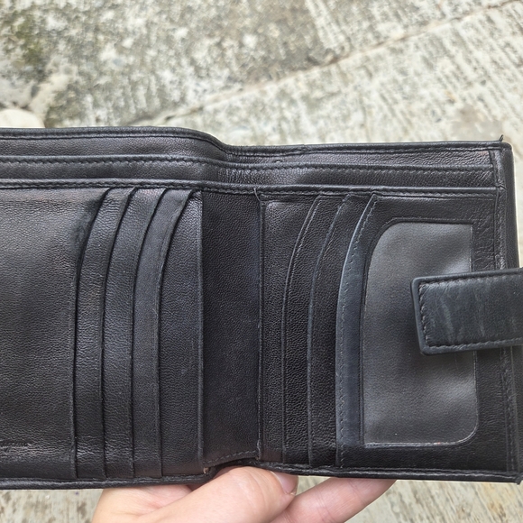 Salvatore Ferragamo Black Leather Wallet - Picture 4 of 5